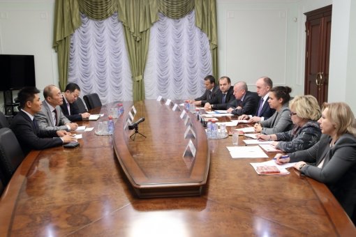Совместный проект АМЭУ и ТВЕА  обсудили на встрече с губернатором