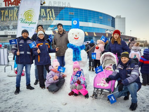 Снеговик Группы компаний «МКС» исполнит две детские мечты