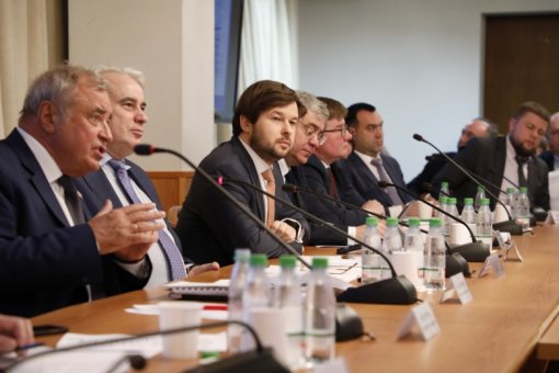 Максим Загорнов принял участие в экспертном обсуждении Энергетической стратегии 2035