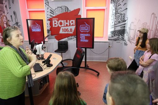 Дети сотрудников МКС побывали на челябинском телевидении